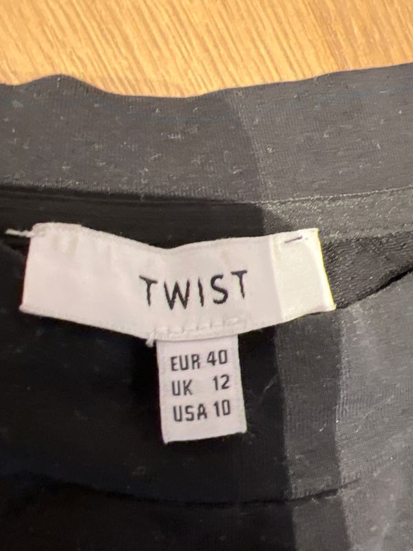 Fustan Twist 3