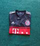 Adidas  -  FC Bayern Munich 2017-18 Away Jersey 4