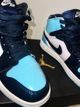 Air Jordan 1Mid 2