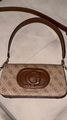 Qantë Guess  1